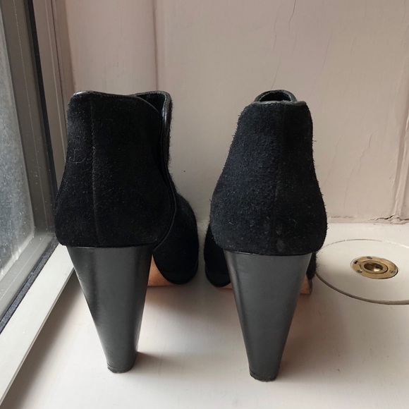 LL. Bean Wool Heels - Picture 3 of 8